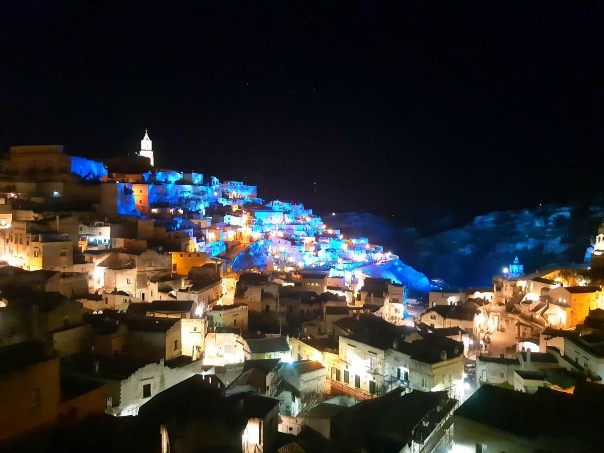 Lo Scorcio, Casa Vacanza Nel Cuore Dei Sassi Con Vista Incantevole Con Self Check-In Matera Exteriör bild